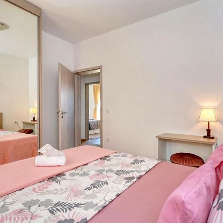 Apartment Zanic Zadar Bagian luar foto