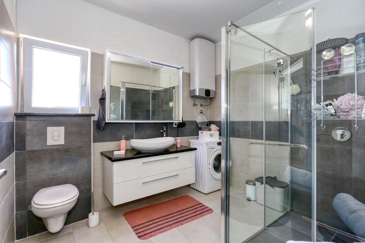 Apartment Zanic Zadar Bagian luar foto