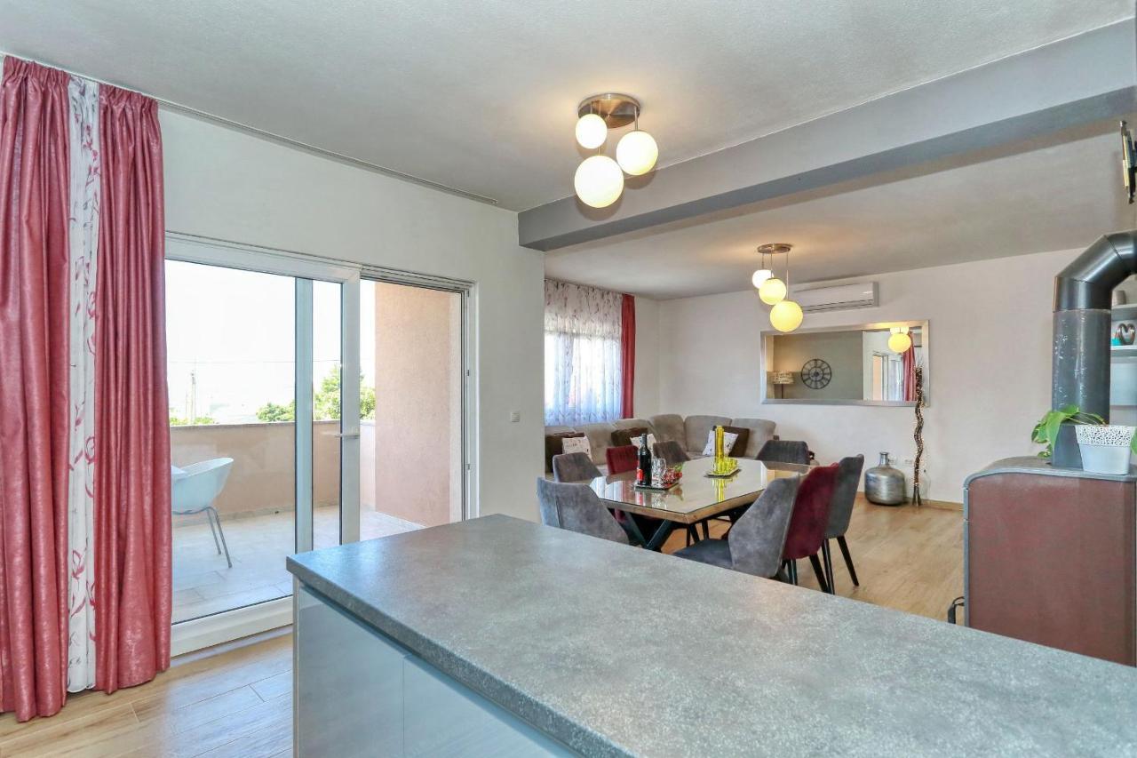 Apartment Zanic Zadar Bagian luar foto